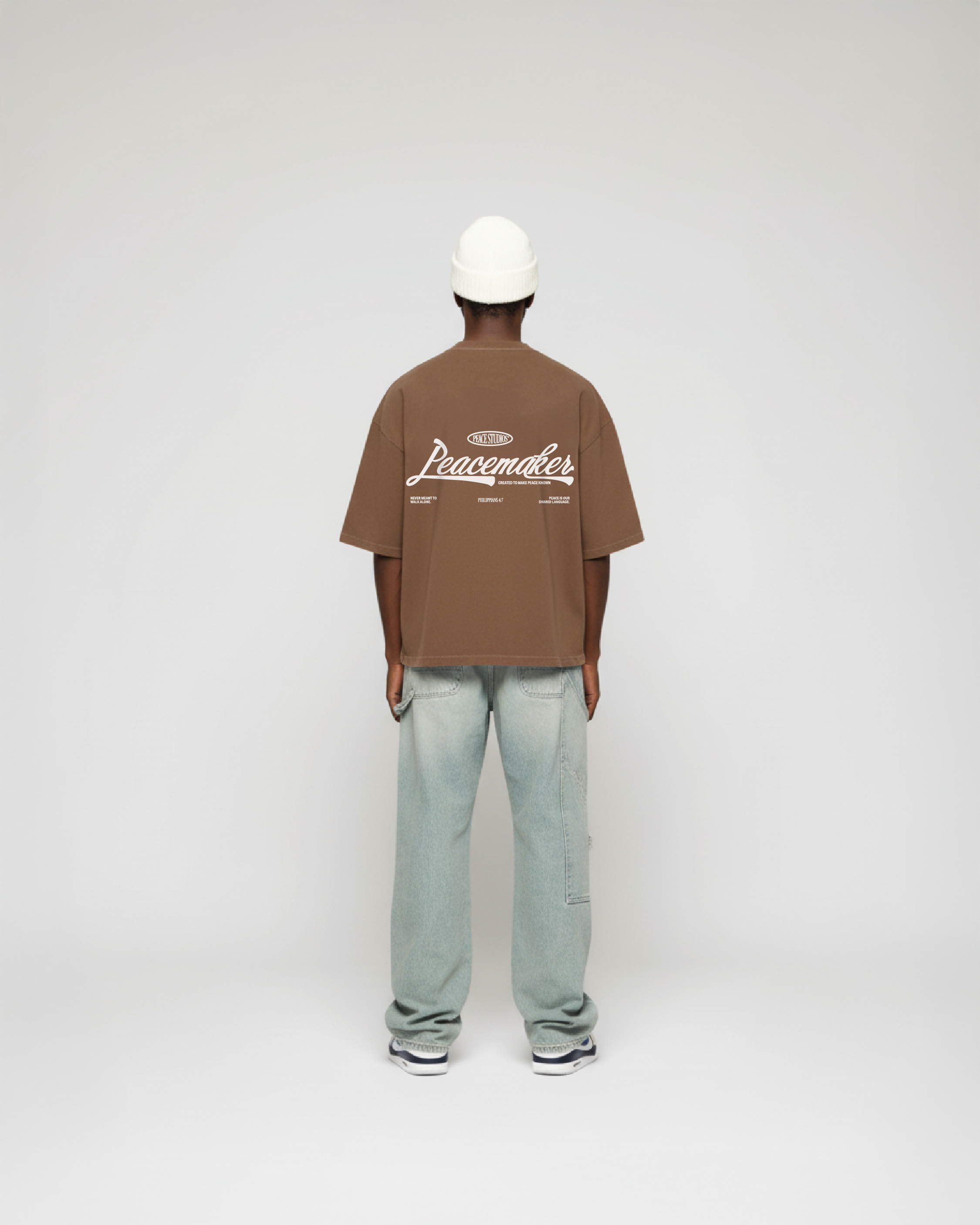 Peacemaker Boxy Tee Coffee | Peace®